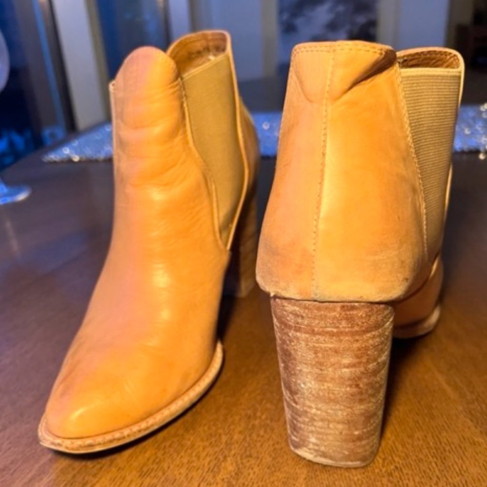 Chinese Laundry Ankle Boots